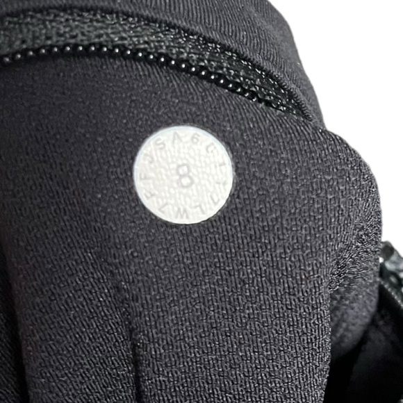 Lululemon Black Speed Short - Picture 9 of 10